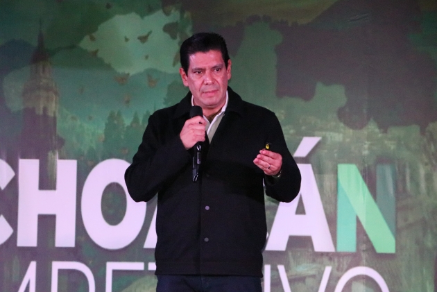 Ernesto Núñez Aguilar Presenta en Ario de Rosales el Plan 