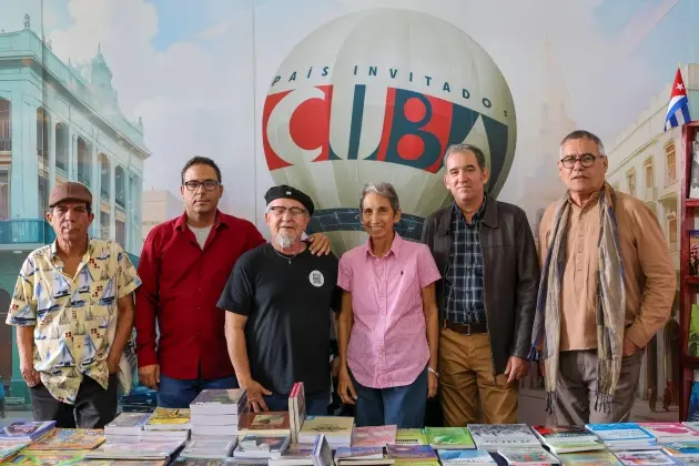 Morelia maravilla a delegación cubana participante en la Feria Internacional del Libro y la Lectura 