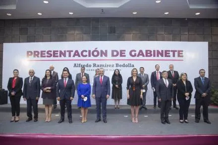 Presenta Alfredo Ramírez Bedolla al Gabinete Legal; serviremos a Michoacán con honestidad y experiencia, afirma 