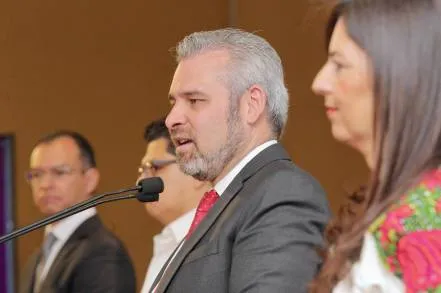 Ofrece Alfredo Ramírez Bedolla respaldo irrestricto a pueblos indígenas que aspiran al autogobierno 