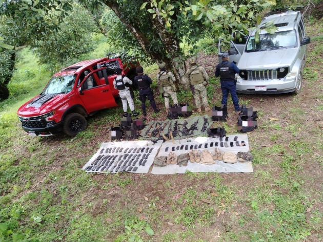 Fuerzas estatales y federales decomisan armamento en Blindaje Uruapan 