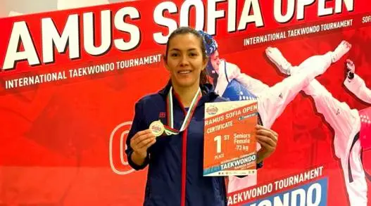 María del Rosario Espinoza reaparece con oro tras un año sin competir el Abierto de Taekwondo en Bulgaria 